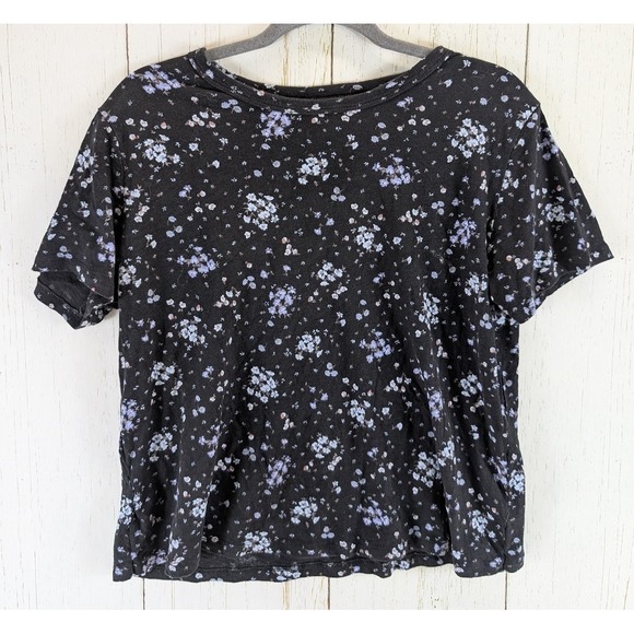 Old Navy Tops - Old Navy Size Large Womens Black Blue Floral Print Short Sleeve Cotton Top